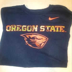 Nike Oregon State University T-shirt with Camo accent Size Medium